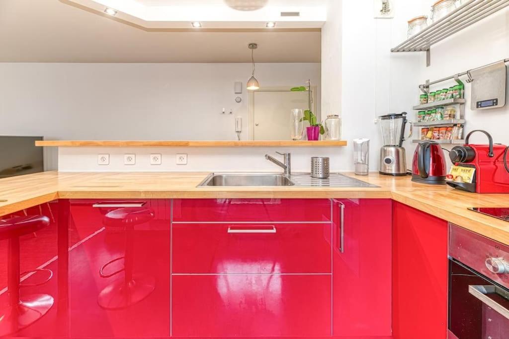 Apartment 50m Gem - 400m Gare: Garage Prive, Terrasse, Wifi Grenoble