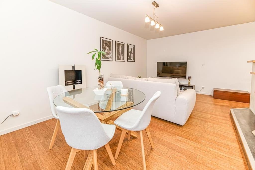 Apartment 50m Gem - 400m Gare: Garage Prive, Terrasse, Wifi *