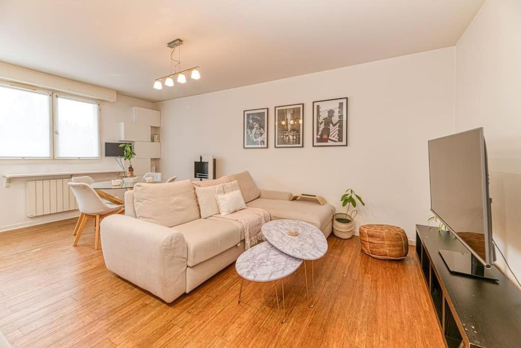 50m Gem - 400m Gare: Garage Prive, Terrasse, Wifi Apartment